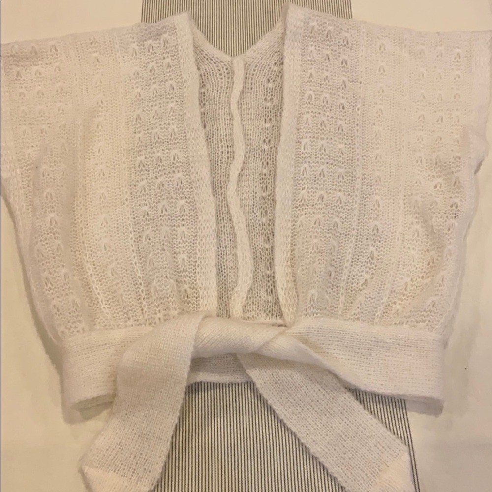Vintage S-M White Ivory Wrap Crop Sweater Tie